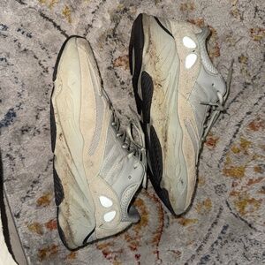 Yeezy 700 take as is